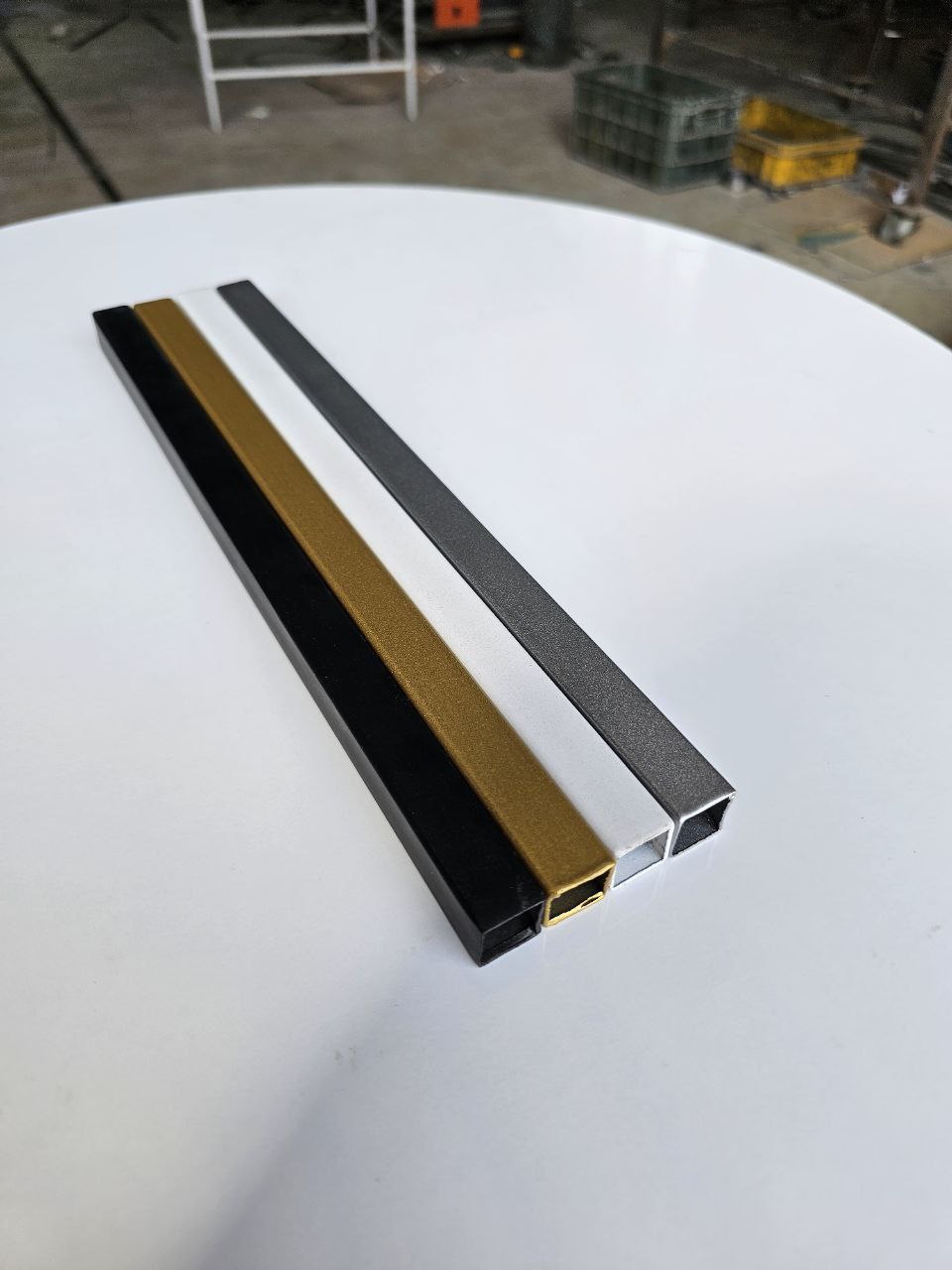 لوستردیواری(دیوارکوب)